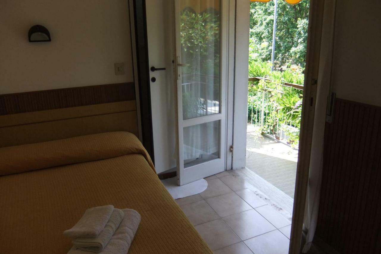 Albergo Villalma Rimini Exterior photo